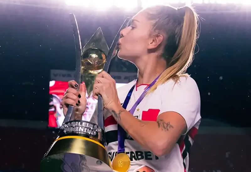 Carol Gil é convocada para defender a Seleção Brasileira em amistosos