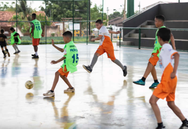 Futebol, educação e cidadania ganham espaço no Complexo Jardim Passaredo, no Coxipó