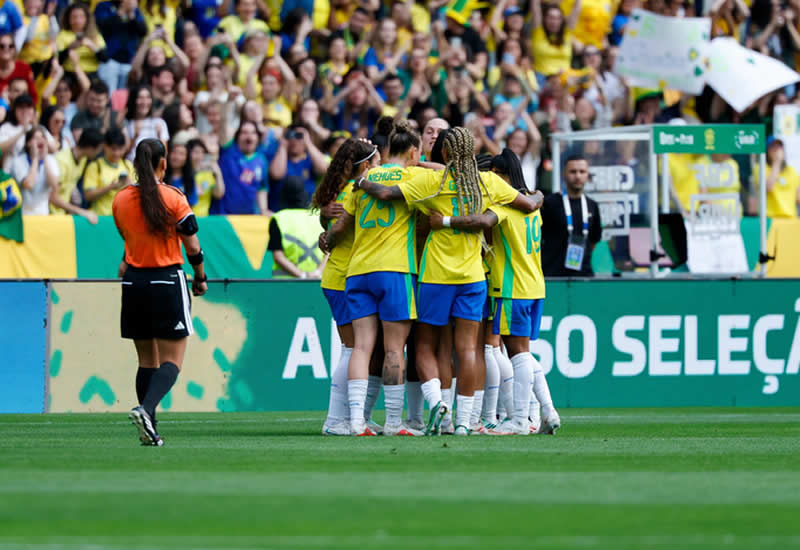 Brasil Feminino vence a Argentina com golaços em amistoso no Beira-Rio