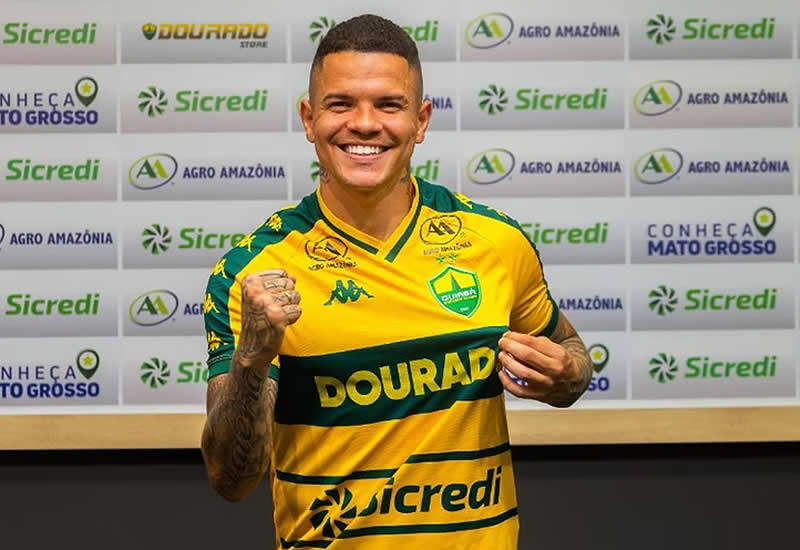 Cuiabá rescinde contrato com Rodrigo Rodrigues após 29 jogos pelo clube